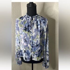 Muse Republic Clothing Woman’s Top Floral Blue With Round Neck And Puff Sleeves